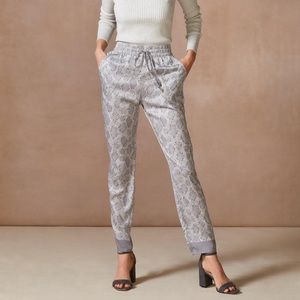 NWT J McLaughlin Tia Pants in Desert Scale Border